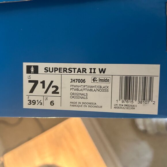 BRAND NEW IN BOX - Adidas Superstar II Shoes - Picture 2 of 3
